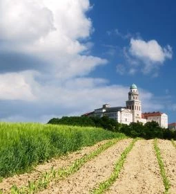 Pannonhalmi Főapátság
