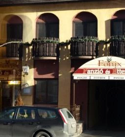 Főnix Panzió & Presszó