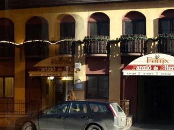 Főnix Panzió & Presszó Pápa