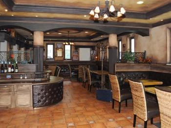 Hotel Villa Classica étterme Pápa