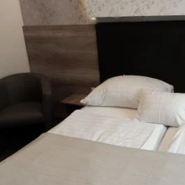 Caesar Panzió Pápa - Szobák