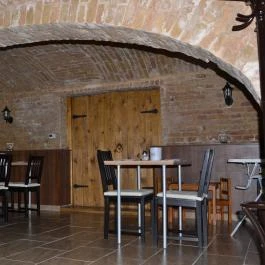 Caesar Panzió Pápa - Vendéglátás