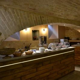 Caesar Panzió Pápa - Vendéglátás