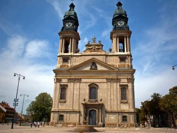 Pápai Szent István vértanú-templom Pápa