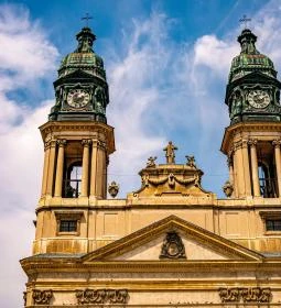 Pápai Szent István vértanú-templom