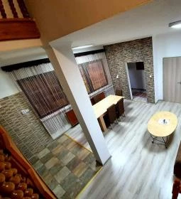 No.1. Étterem és Vendégház