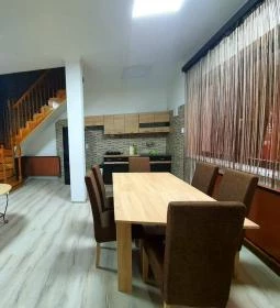 No.1. Étterem és Vendégház