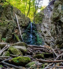 1. legjobb látnivaló: Ilona-völgyi vízesés