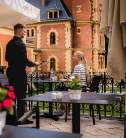 Kastélyhotel Sasvár