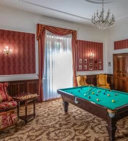 Kastélyhotel Sasvár