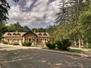 Szent Hubertus Panzió Parádsasvár