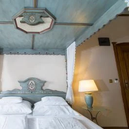 Gastland M1 Hotel Páty - Szobák