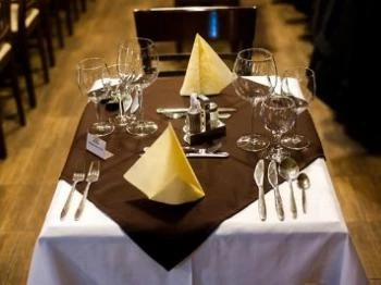 Pekáry-kastély étterem Pécel