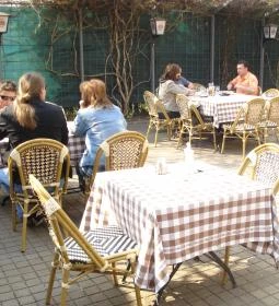 Szent György Fogadó étterme