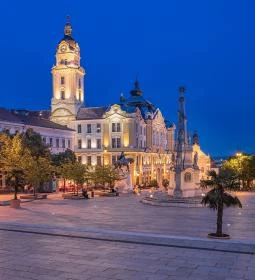 Pécsi Széchenyi tér