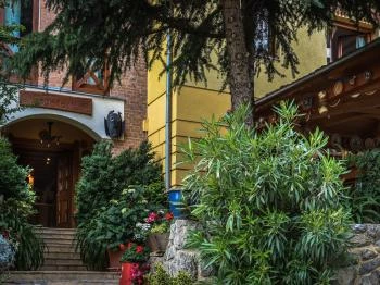 Bagolyvár Panzió Pécs