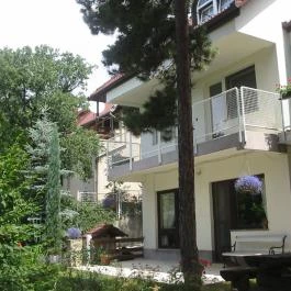 Berg Toboz Panzió Pécs - Külső kép