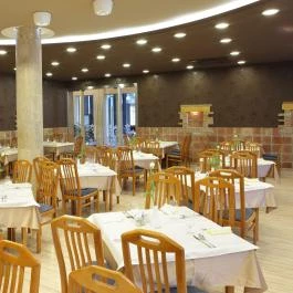 Laterum Hotel Pécs - Vendéglátás