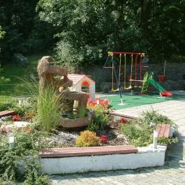 Hotel Mediterrán Pécs - Medence/kert