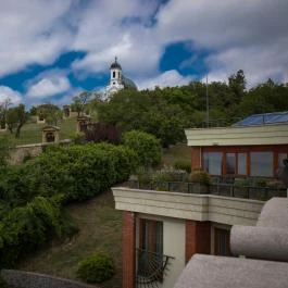 Sándor Hotel Pécs - Medence/kert