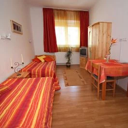 Hungária Apartmanház Pécs - Szobák