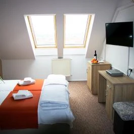 Kálvária-Rácz Panzió Pécs - Szobák