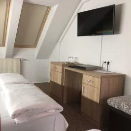 Kálvária-Rácz Panzió Pécs - Szobák