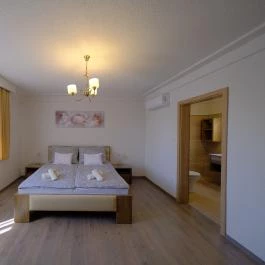 Lauber Villa Pécs - Egyéb