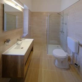 Lauber Villa Pécs - Egyéb