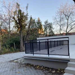 Minaret Residence & Relax Pécs - Medence/kert