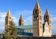 Szent Péter- és Szent Pál Székesegyház Pécs Szent Péter- és Szent Pál Székesegyház Pécs