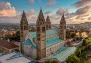 Szent Péter- és Szent Pál Székesegyház Pécs Szent Péter- és Szent Pál Székesegyház Pécs