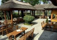 Fehér Akác Vendéglő Pér