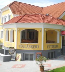 Tégláskert Vendéglő