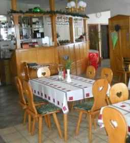 Tégláskert Vendéglő