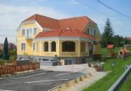 Tégláskert Vendéglő Peresznye