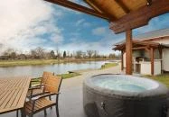 Haleszi Apartman Péteri