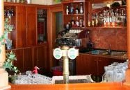 Arany Kakas Fogadó étterme Pétervására