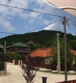 Tûndérszikla Panzió