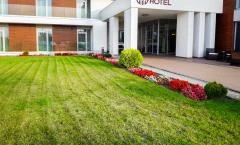 Outlet Hotel Polgár, Polgár