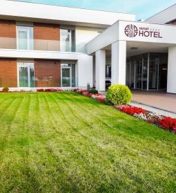 Outlet Hotel Polgár