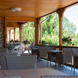 Fűzfa Hotel és Pihenőpark Poroszló - Vendéglátás