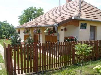 Halászék Napsugár Vendégháza Poroszló