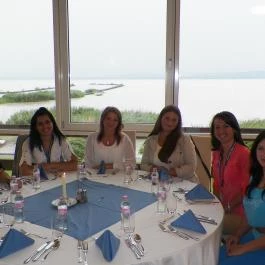 Erzsébet Szálloda Balatonőszöd, Balatonőszöd - Vendéglátás