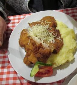 Legényfogó Kisvendéglő