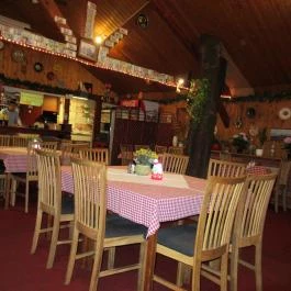 Legényfogó Kisvendéglő Eger - Belső