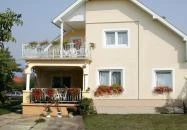 Bor Apartmanház Gyenesdiás