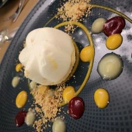 Erla Villa, Eger - Vendéglátás