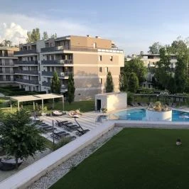 Aura Hotel, Balatonfüred - Medence/kert