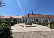 Barátság kútja Vác